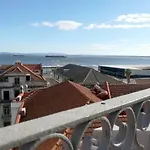 Apartamento Rooftop In Alfama - Little Triplex Lisboa