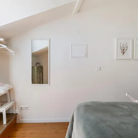 Rooftop In Alfama - Little Triplex Lisbona