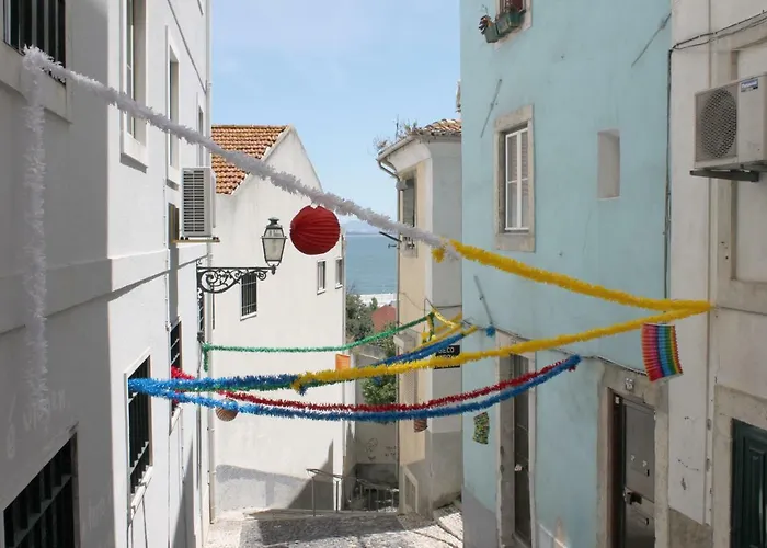 Rooftop In Alfama - Little Triplex Lissabon